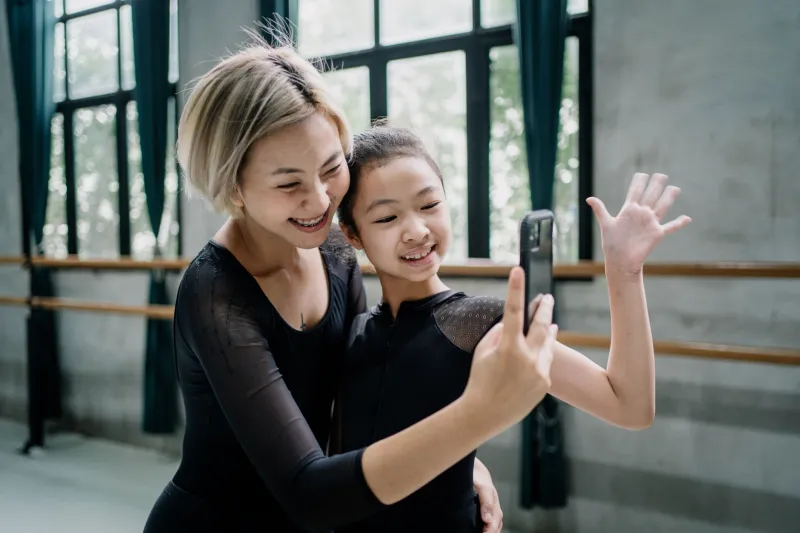 Pointe Shoes and Phone Screens: The Double Life of the Classically Trained Dancer Online